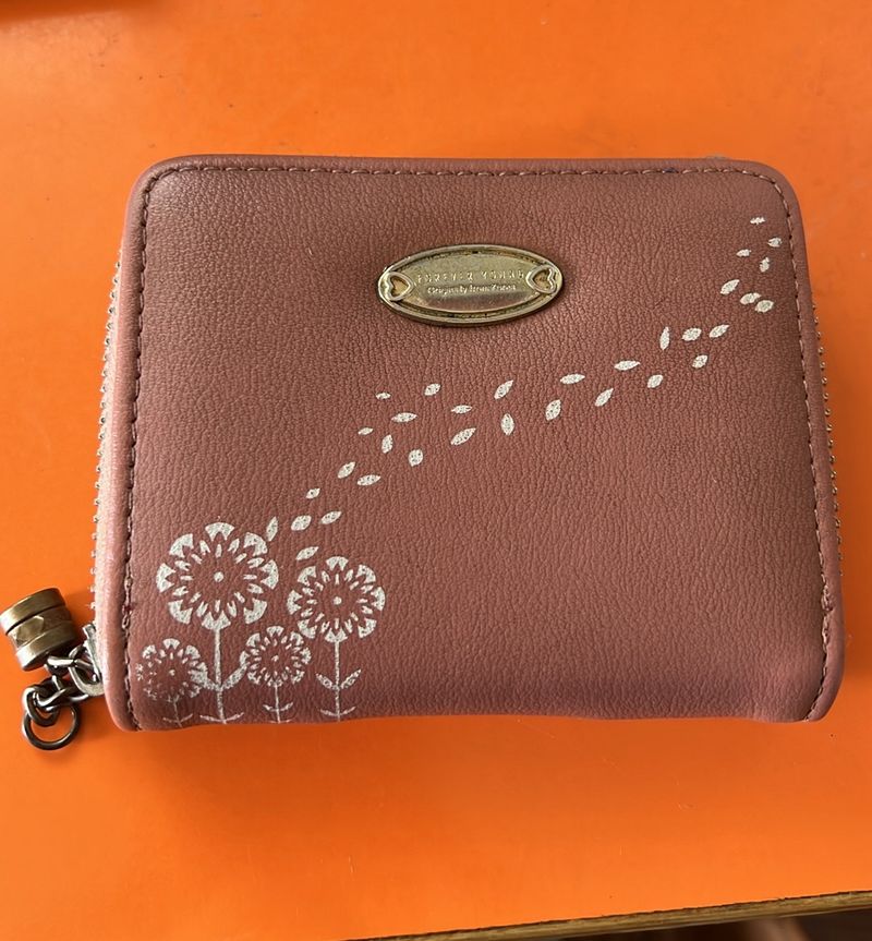 Peach Wallet With Good Condition