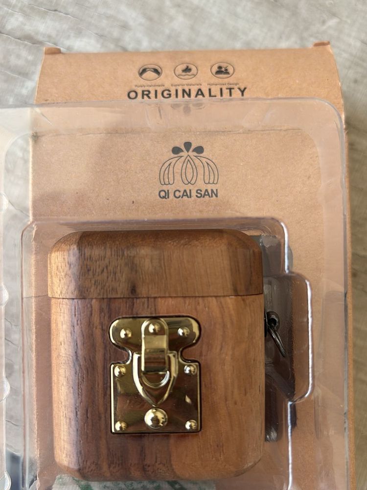 AIR POD CASE