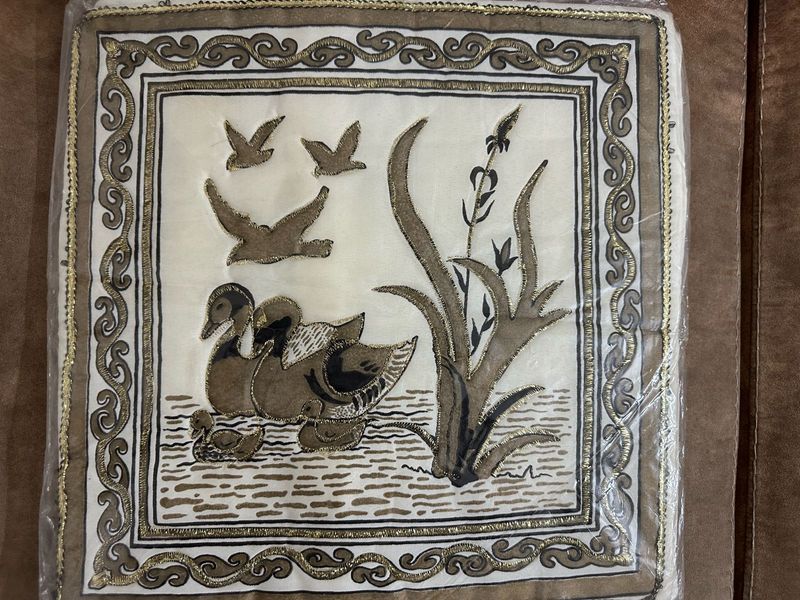 Vintage Duck Embroidered Pillow Cover