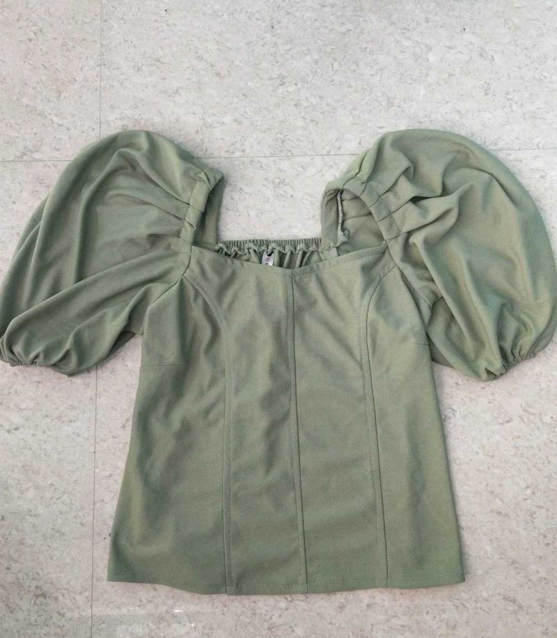 Green Puff Sleeve Top💚