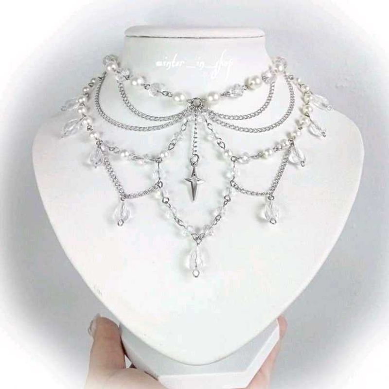 ~`•°Daisy Necklaces °•`~