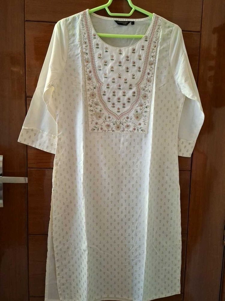 Embroidered White Kurta