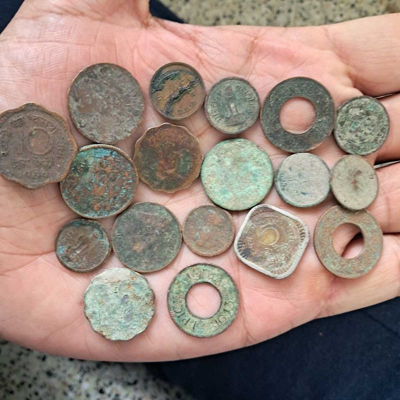 [Heavily used] Indian Vintage Coin Collection
