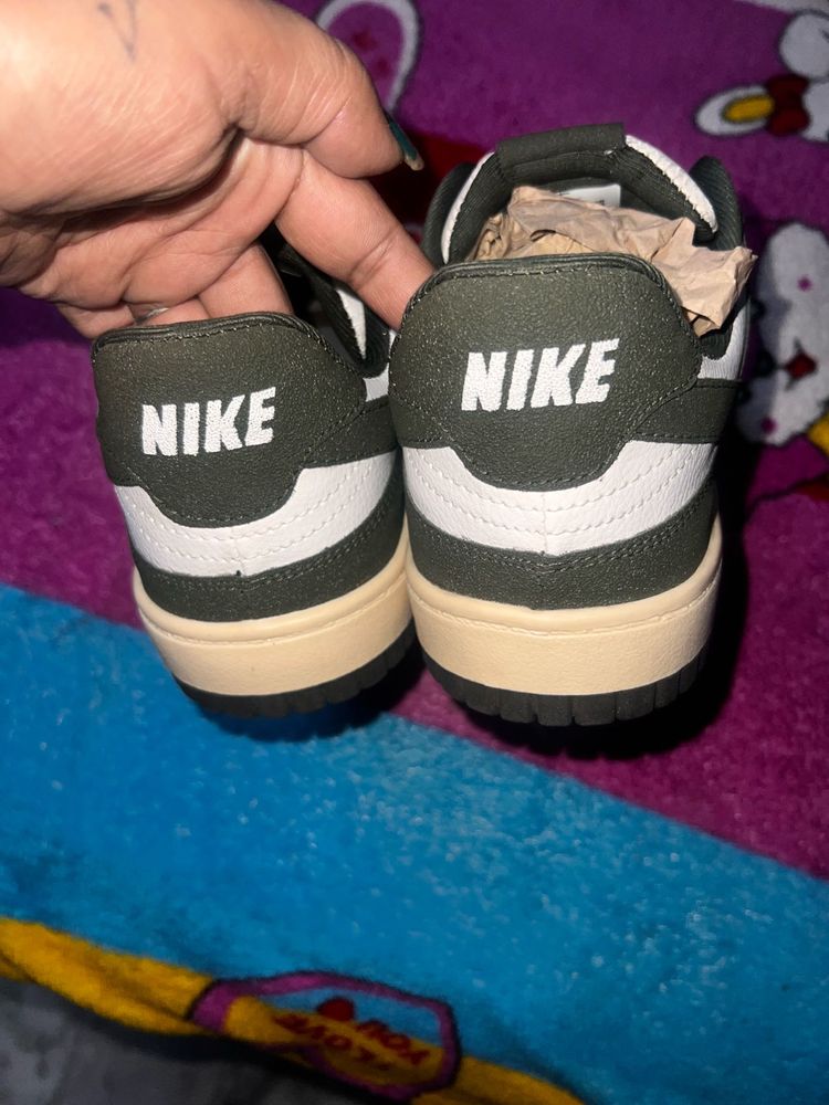 Nike Court Vision Low Sneakers