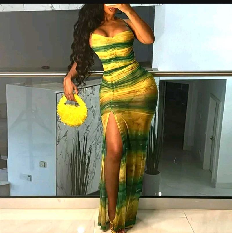 Sexy💃🏻 Bodycon Dress Open Back❤️❤️🥵