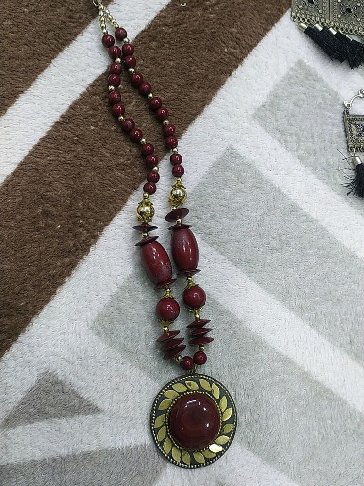 Brown And Mahroon Color Combination Necklace
