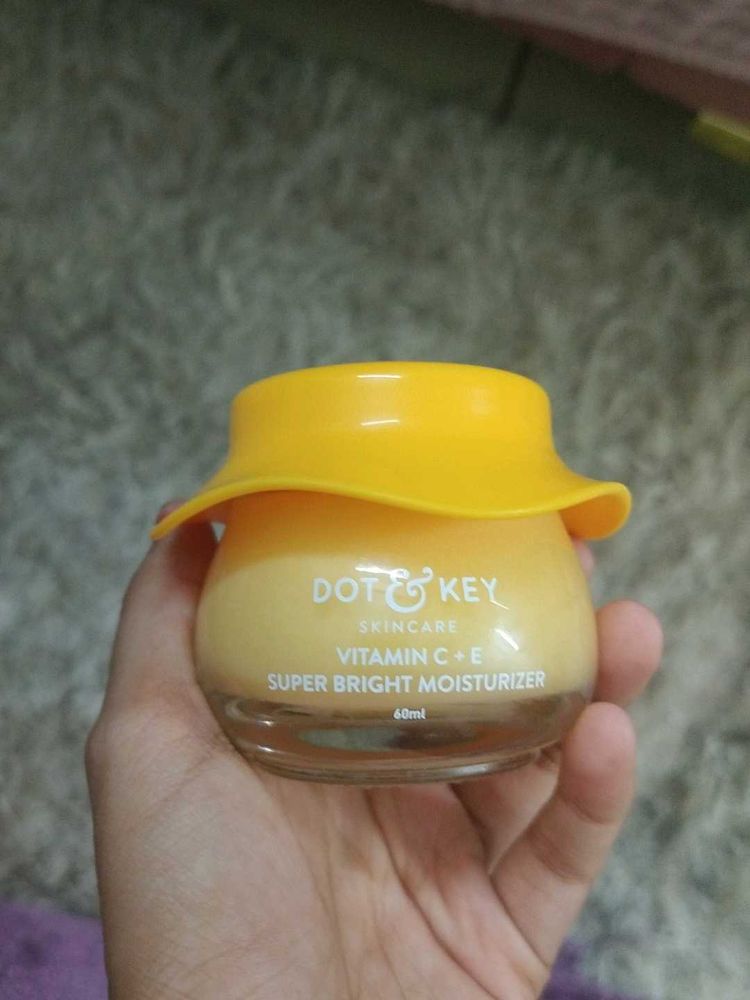 Dot &amp; Key Moisturizer