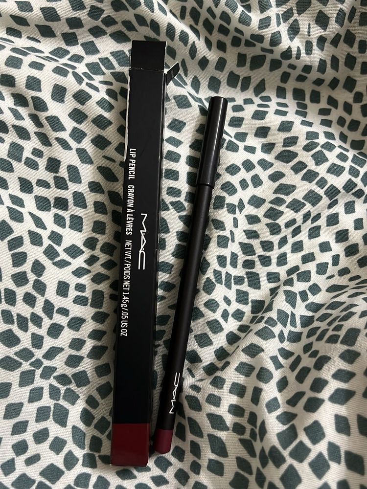 🆕 Original Mac Lip Liner- Shade Half Red