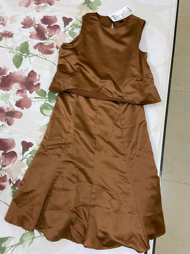 Van Heusen Dress Women. Completely New