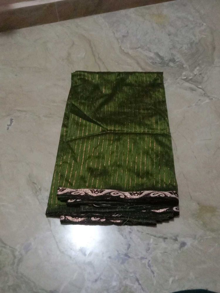 Dark Green With Golden Black Degin Less