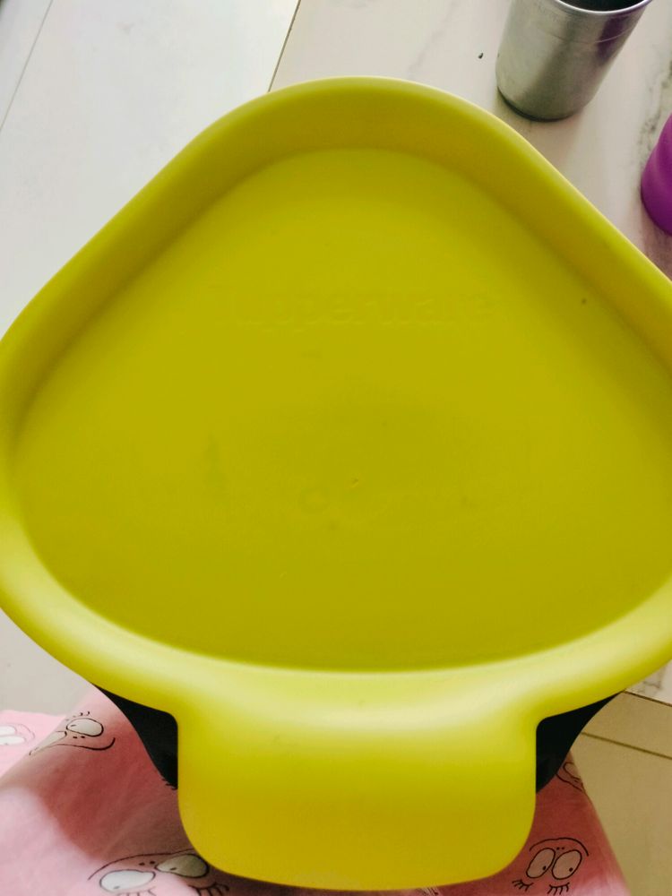 Tupperware Basket With Lid And Hanging