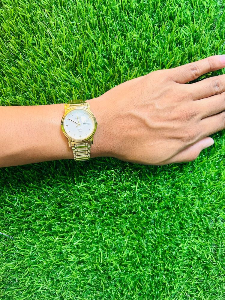Sonata Elegant Gold Watch