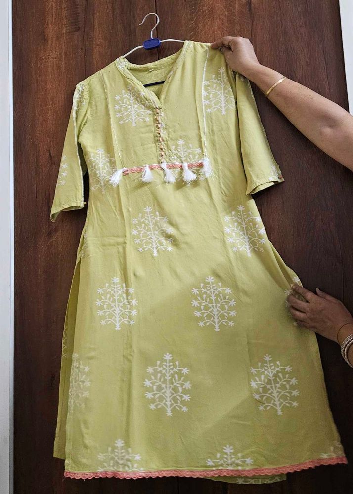 Neon Coloured Rayon Printed Kurta Plazo Set