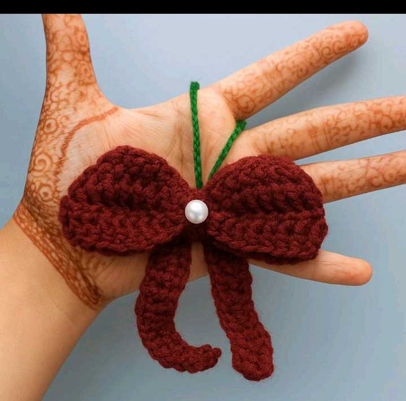 crochet bow