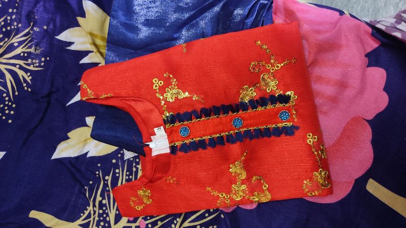 red and blue colour suit