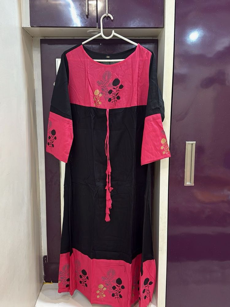 Elegant Black &amp; Pink Kurta