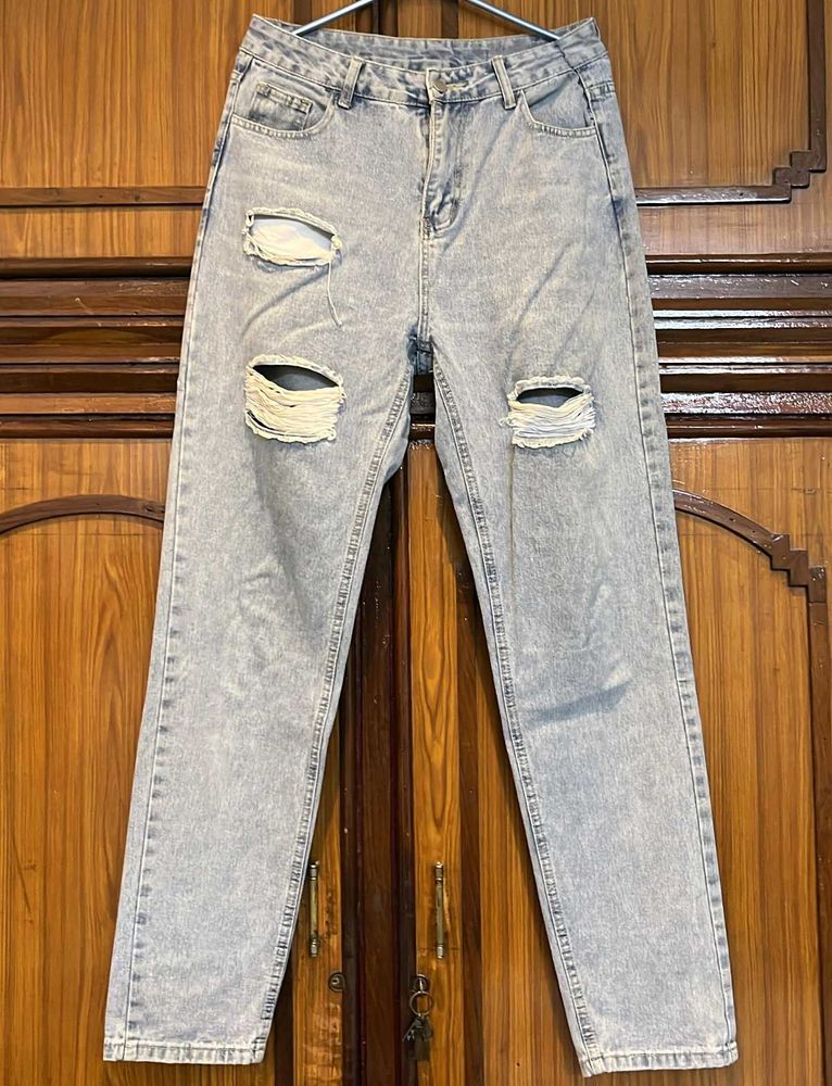 URBANIC Ripped Denim Jeans