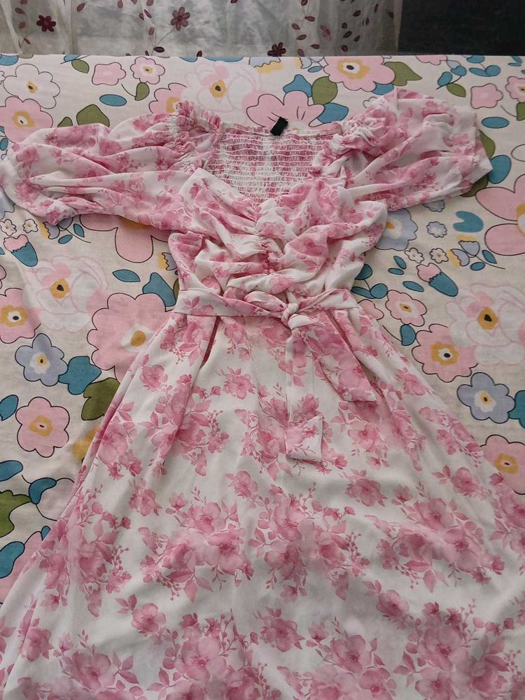 Floral Puff Sleeve Dress