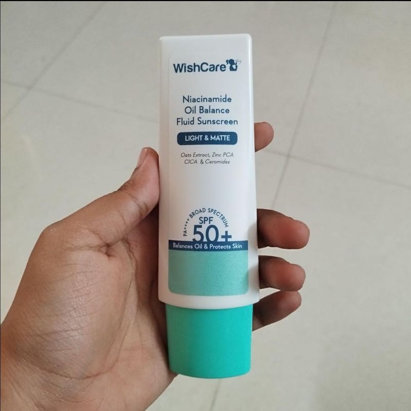WishCare 5% Niacinamide Oil Balance Sunscreen