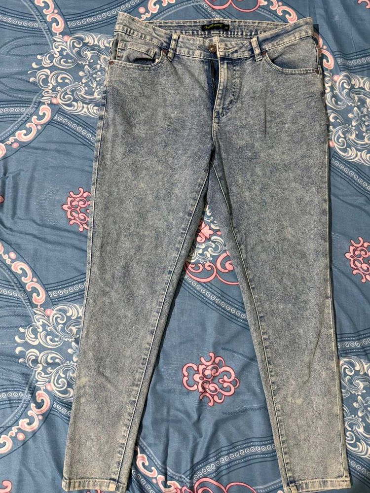 Acid Wash Jeans