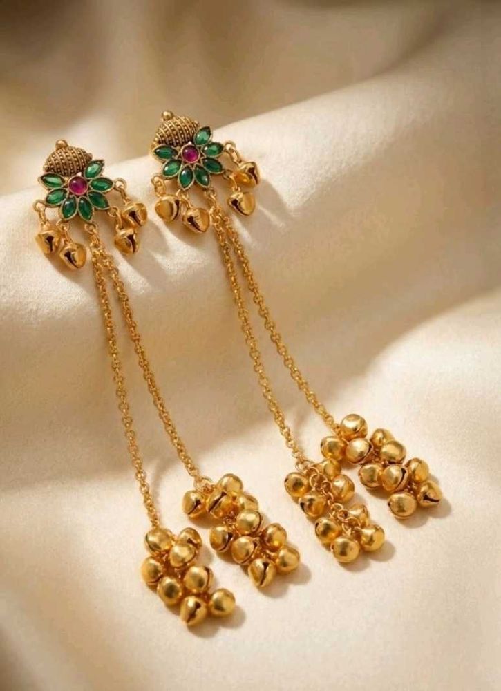 Elegant Jhumka Style Earrings