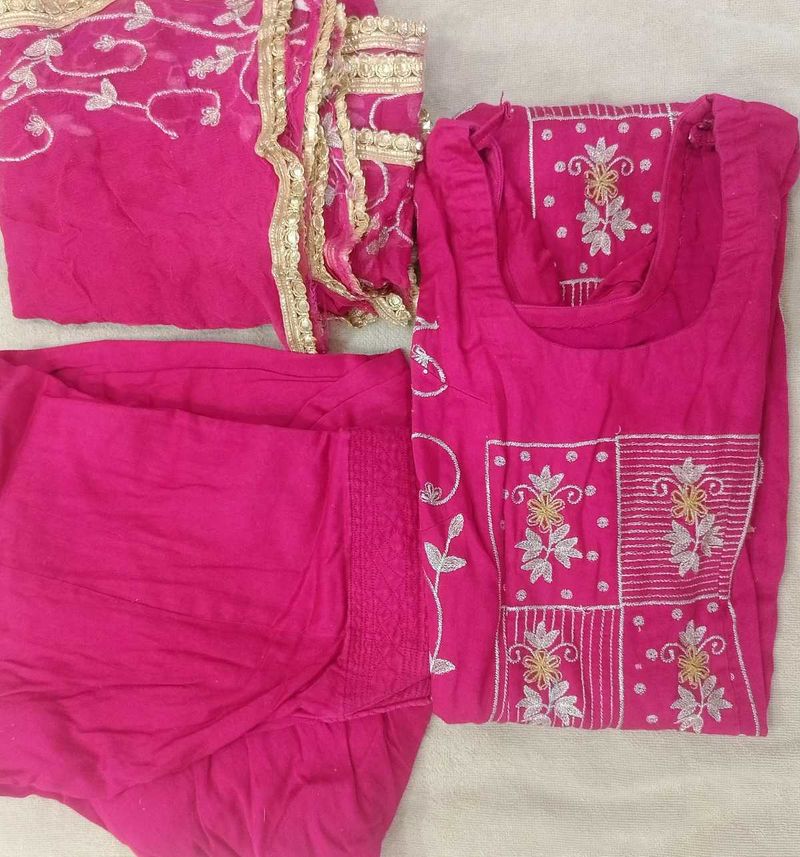 Salwar Suit