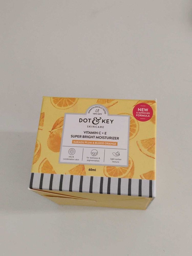 Dot &amp; Key Moisturizer