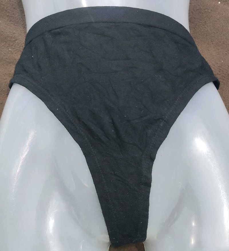 Comfy Black Briefs 🔥