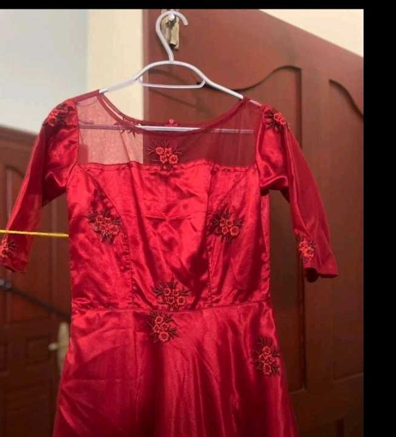 Red Gown (S-M)