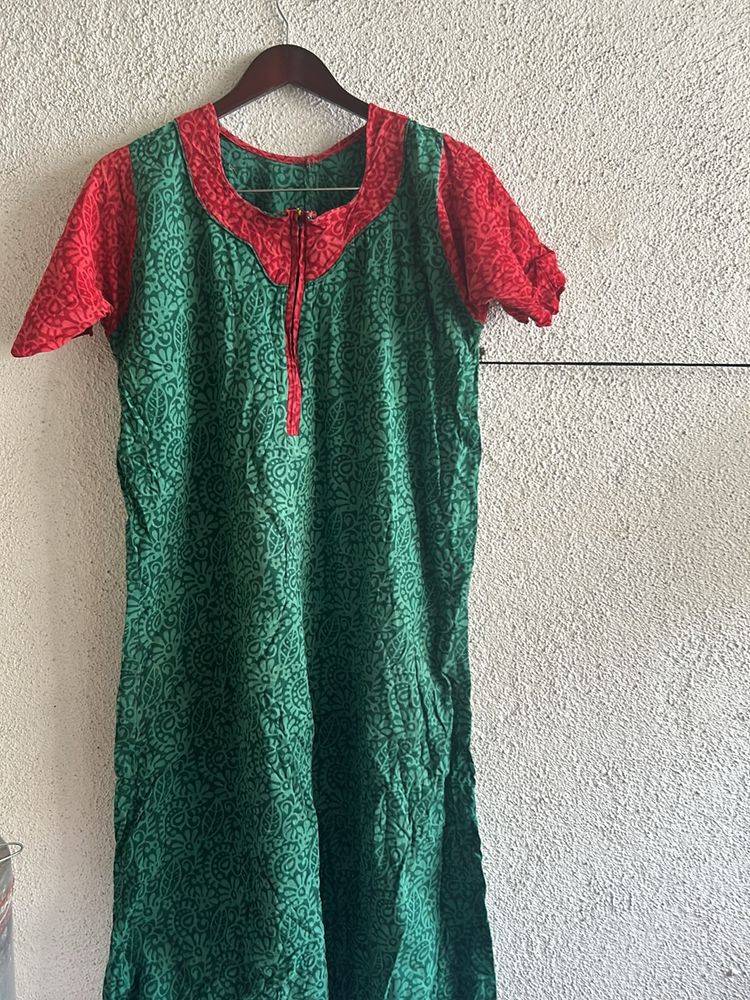 Green And Red With Zip Kurti