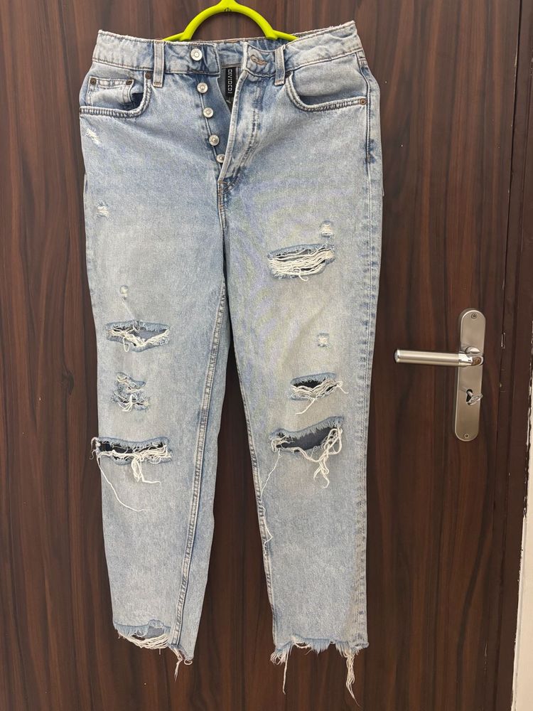 H&amp;M Acid Wash Distressed Denim Jeans