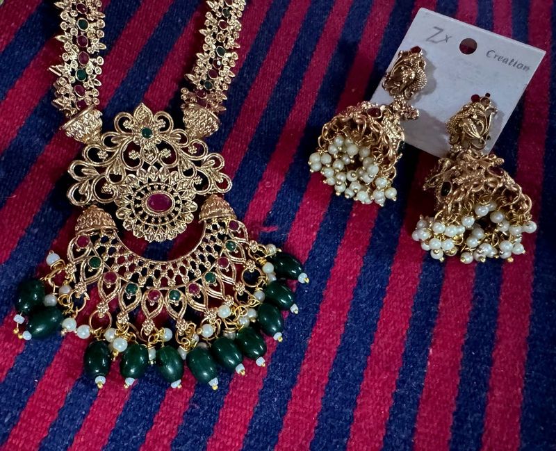 Traditional Gold-Plated Jewelry Set