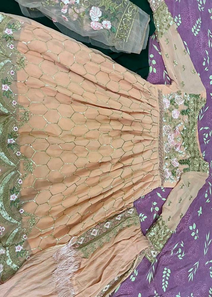 Peach Gorgeous Kurti Top With Shawl And Patchwork