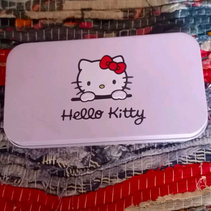 Hello Kitty Makeup Brushes