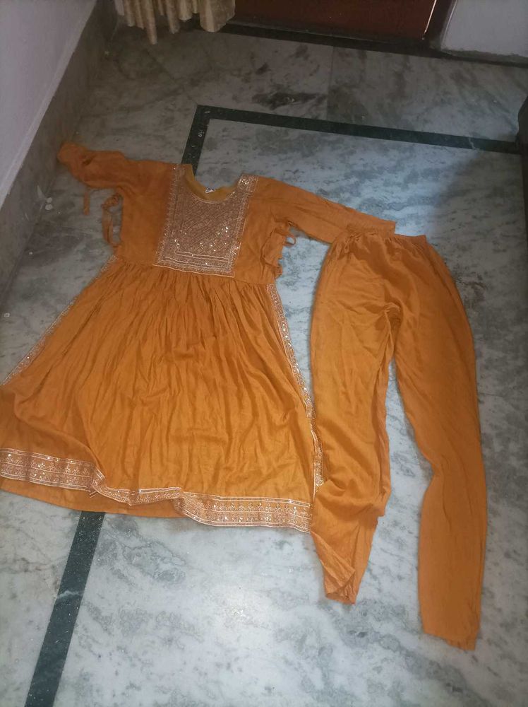 Nyra Cut Frock With Pant