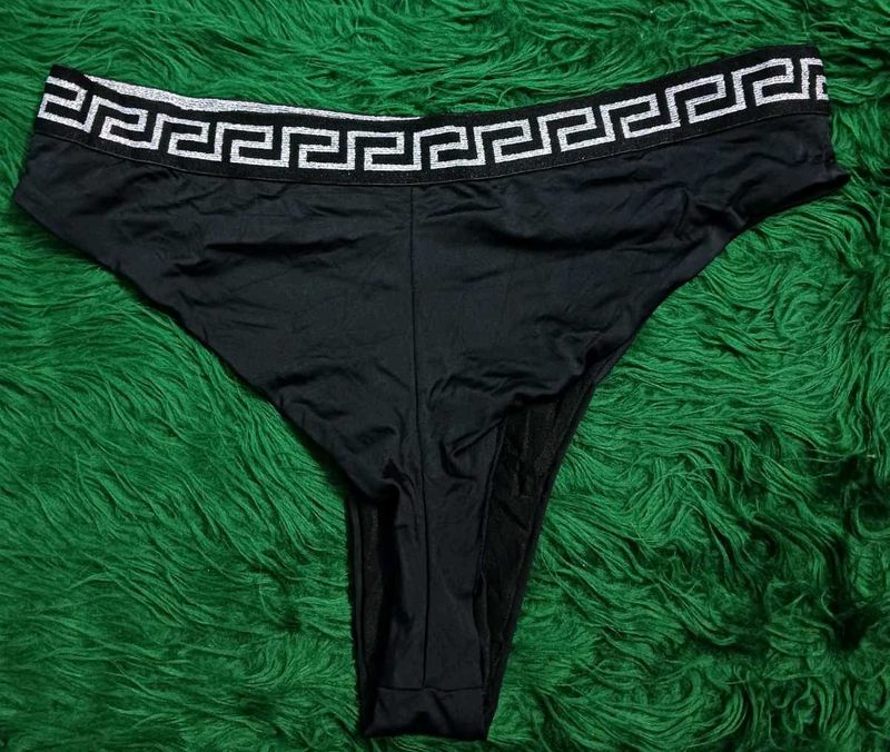 Versace Thong🖤