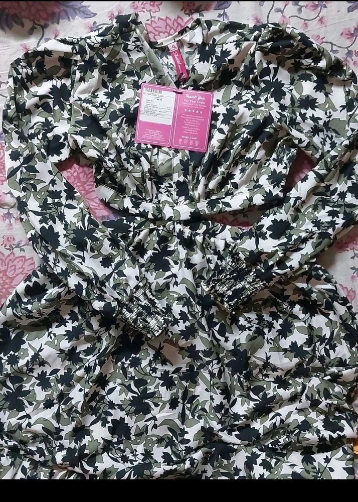 Women Floral V-neck Dresses