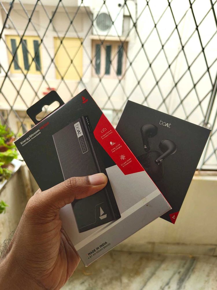 Boat Powerbank &amp; Earbuds