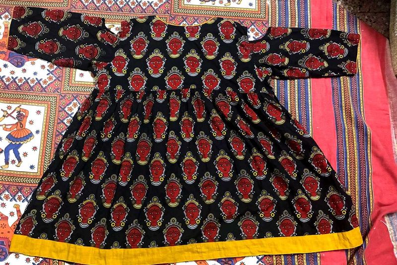 Handblock-Style Ethnic Black Kurta Tribal Face💗