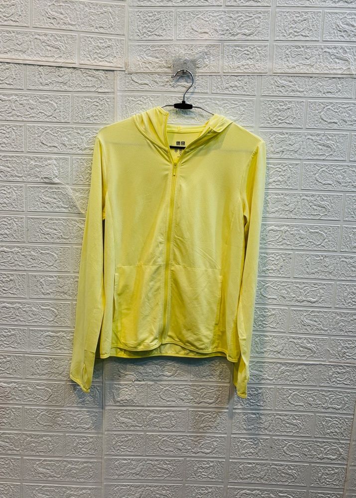🇯🇵Uniqlo Imported Sports Zipper