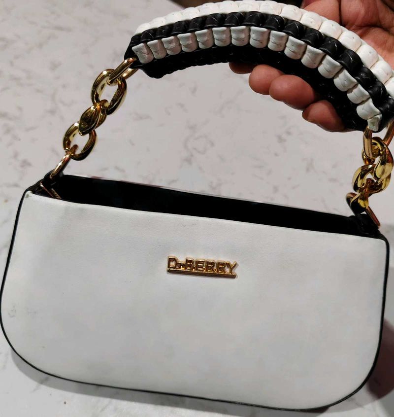 D-Berry White Handbag