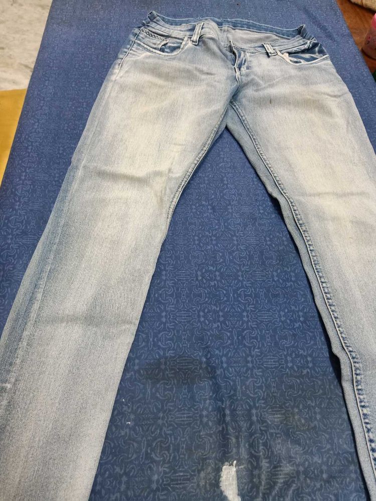 Light Wash Denim Jeans