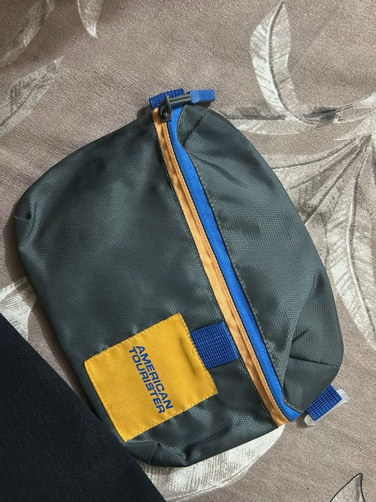 American Tourister Travel Pouch