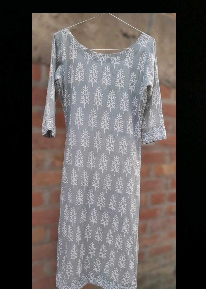 Gray Cotton Floral Print Kurti🥰