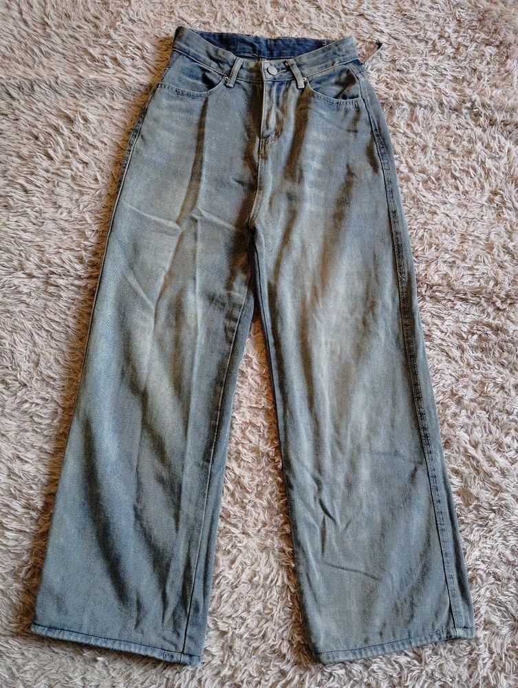 High Waisted Straight Fit Jeans