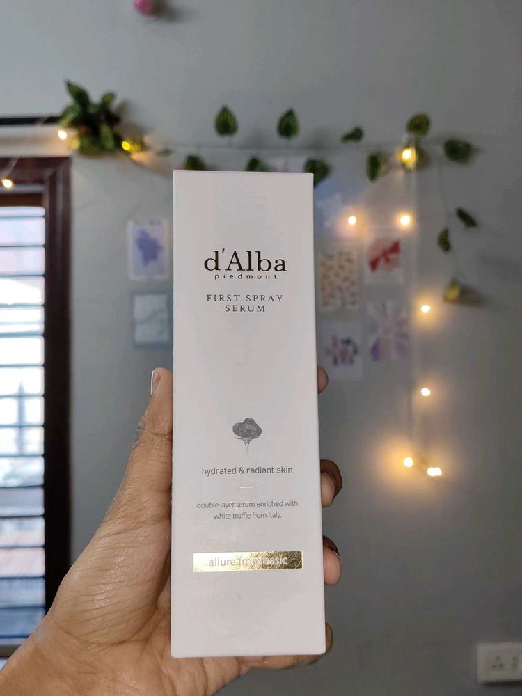 D&#39;Alba Fisrt Korean Spray Serum