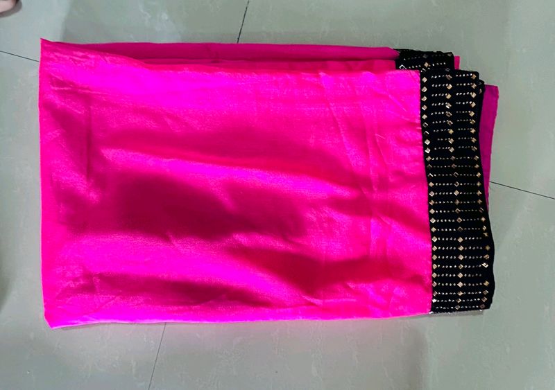 Saree With Black Stone Border