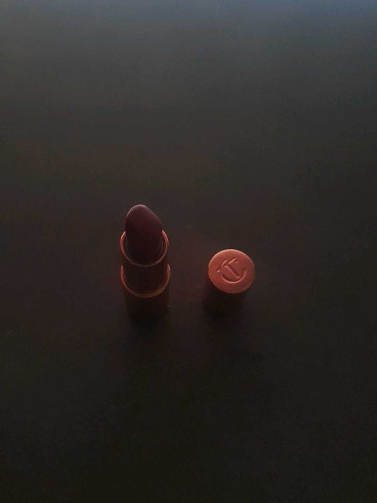 Charlotte Tilbury Walk Of No Shame Lipstick