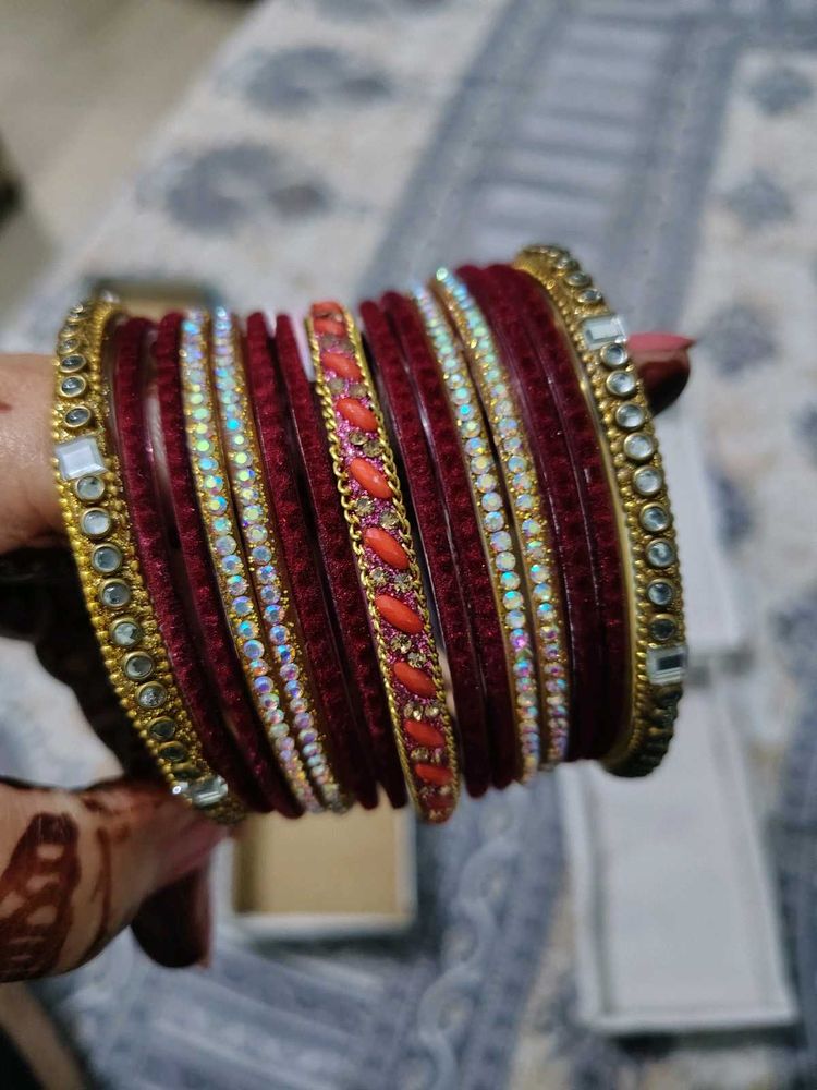 Bangles &amp; Bracelets Set