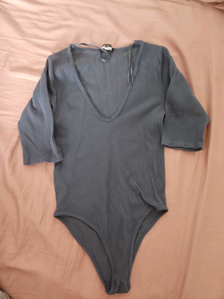 Zara Ribbed Bodysuit - V Neck